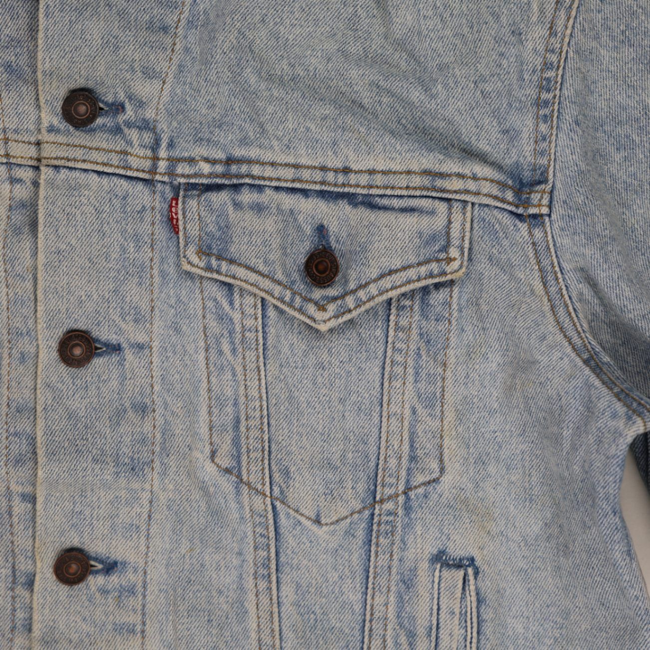Levi's Vintage Light Blue Denim Trucker Jacket Size L 100% Cotton