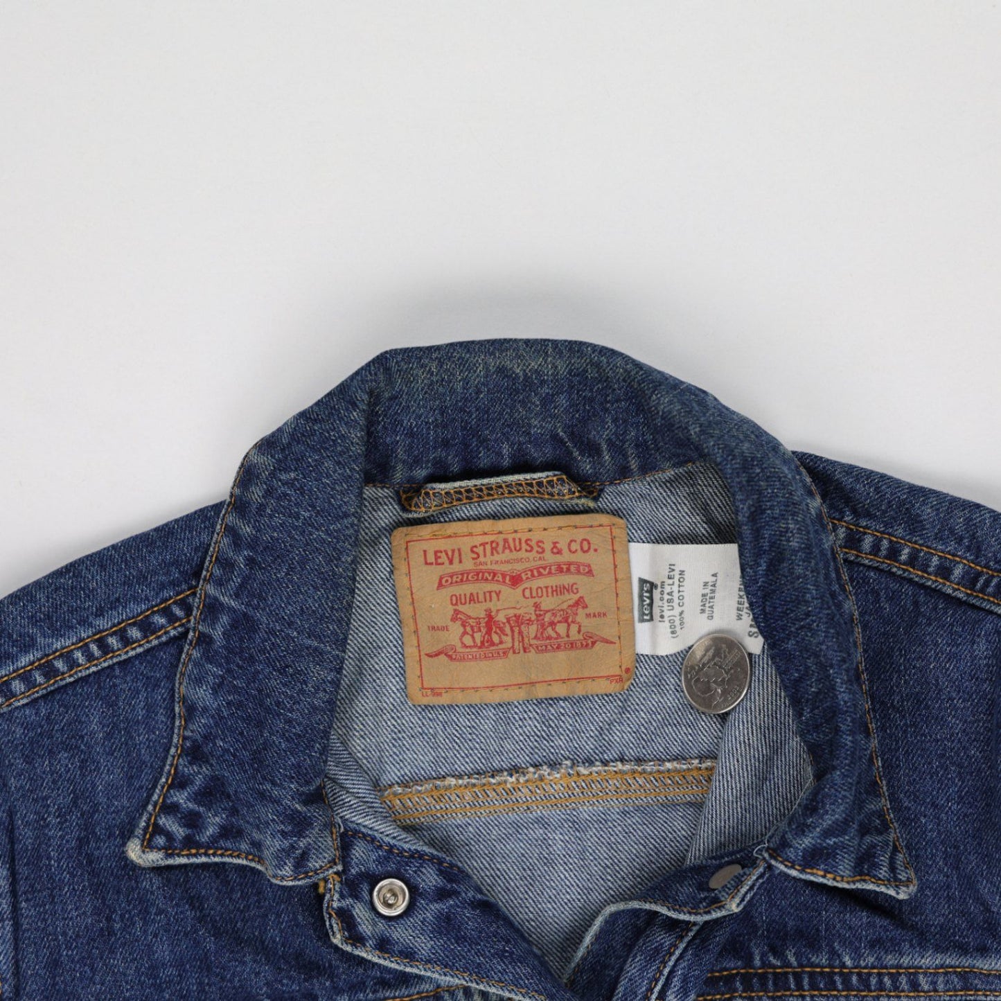 Levi's Vintage Blue Denim Trucker Jacket Women's Medium Cotton