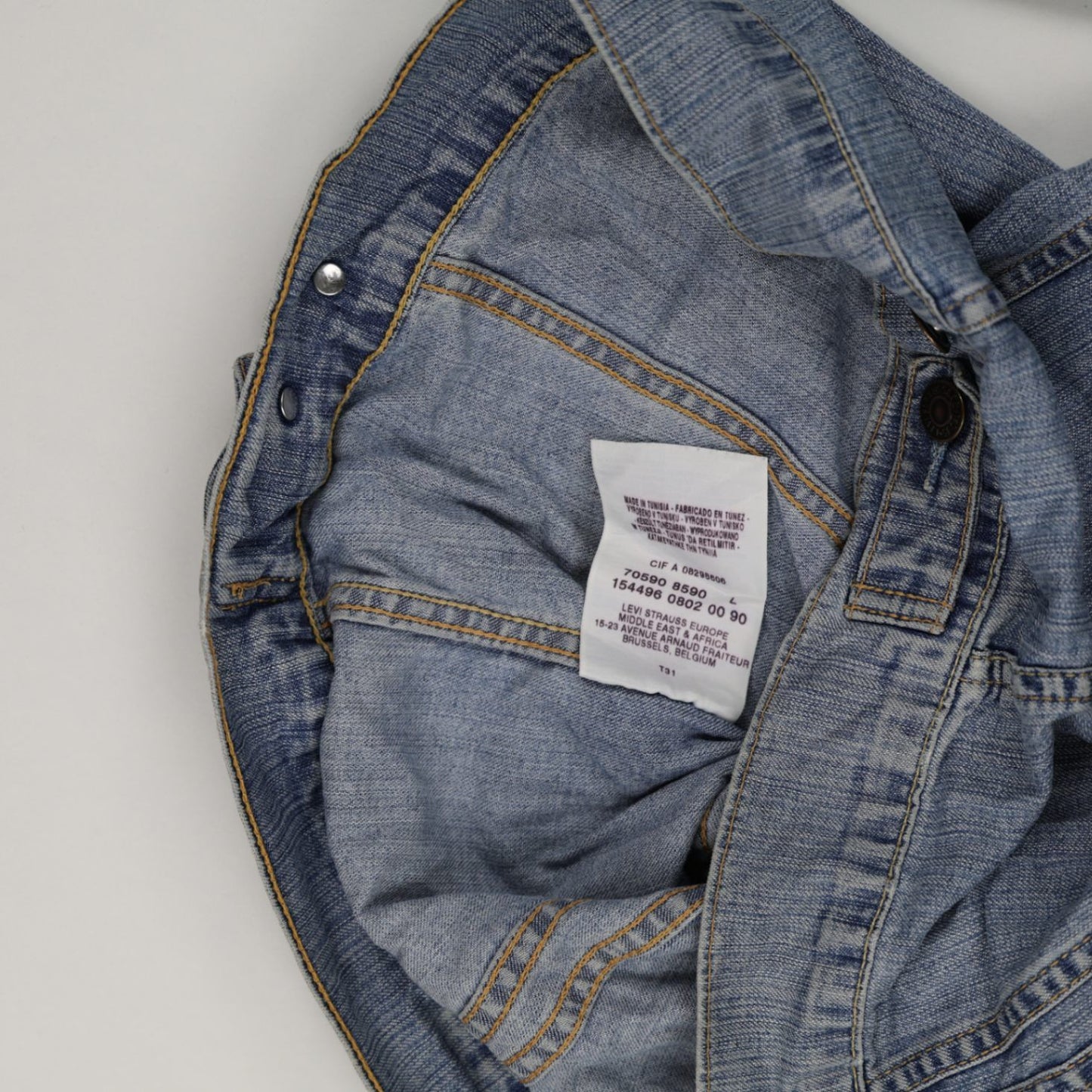 Levi's Vintage Light Blue Denim Jacket Women Size Large Cotton Collared