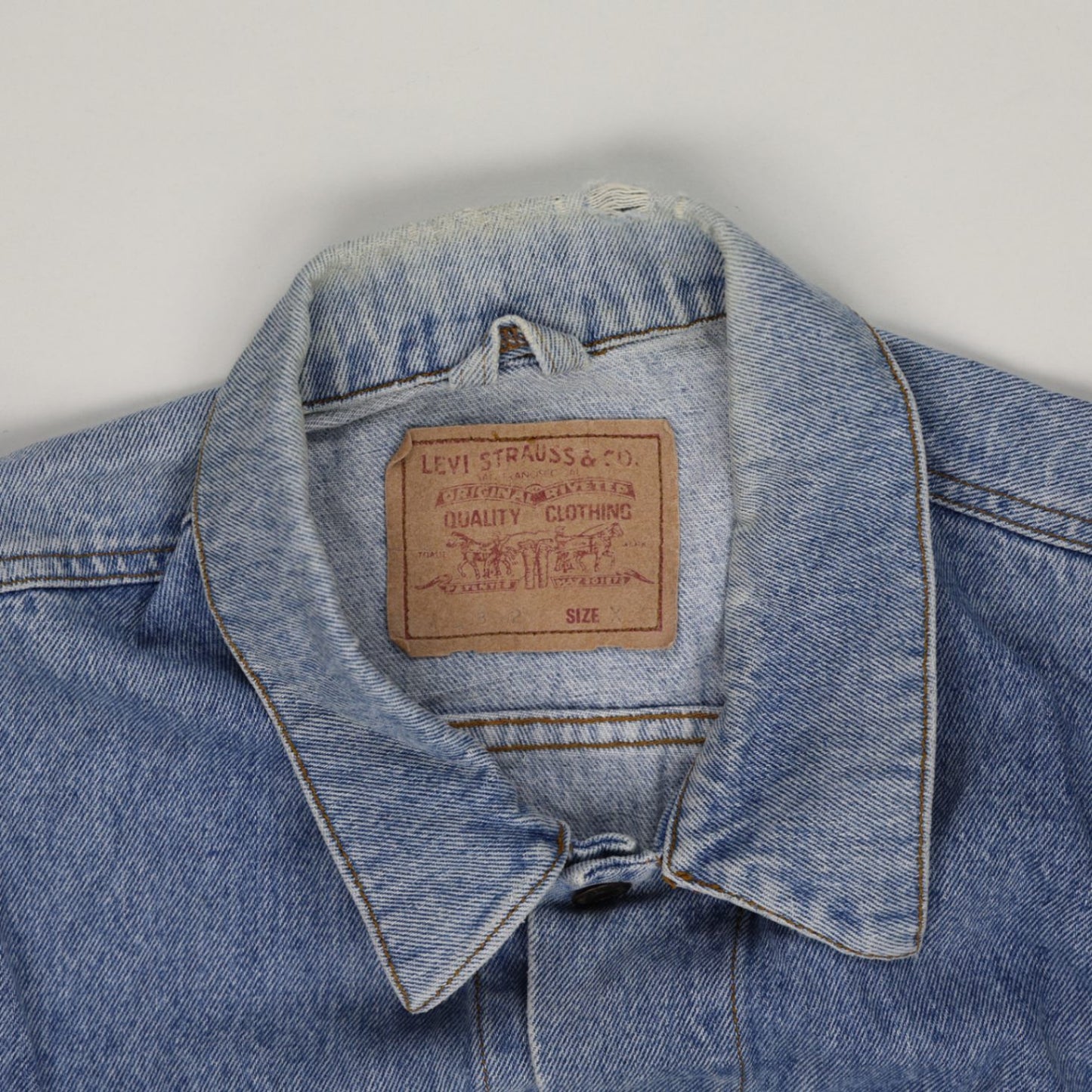 Levi's Vintage Stonewash Blue Denim Trucker Jacket XL Cotton Collared