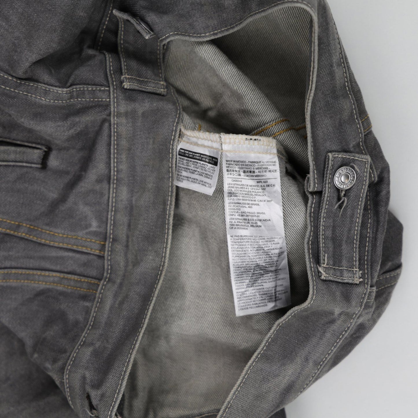 Levi's Mens Grey Denim Trucker Jacket Size Medium Cotton Vintage