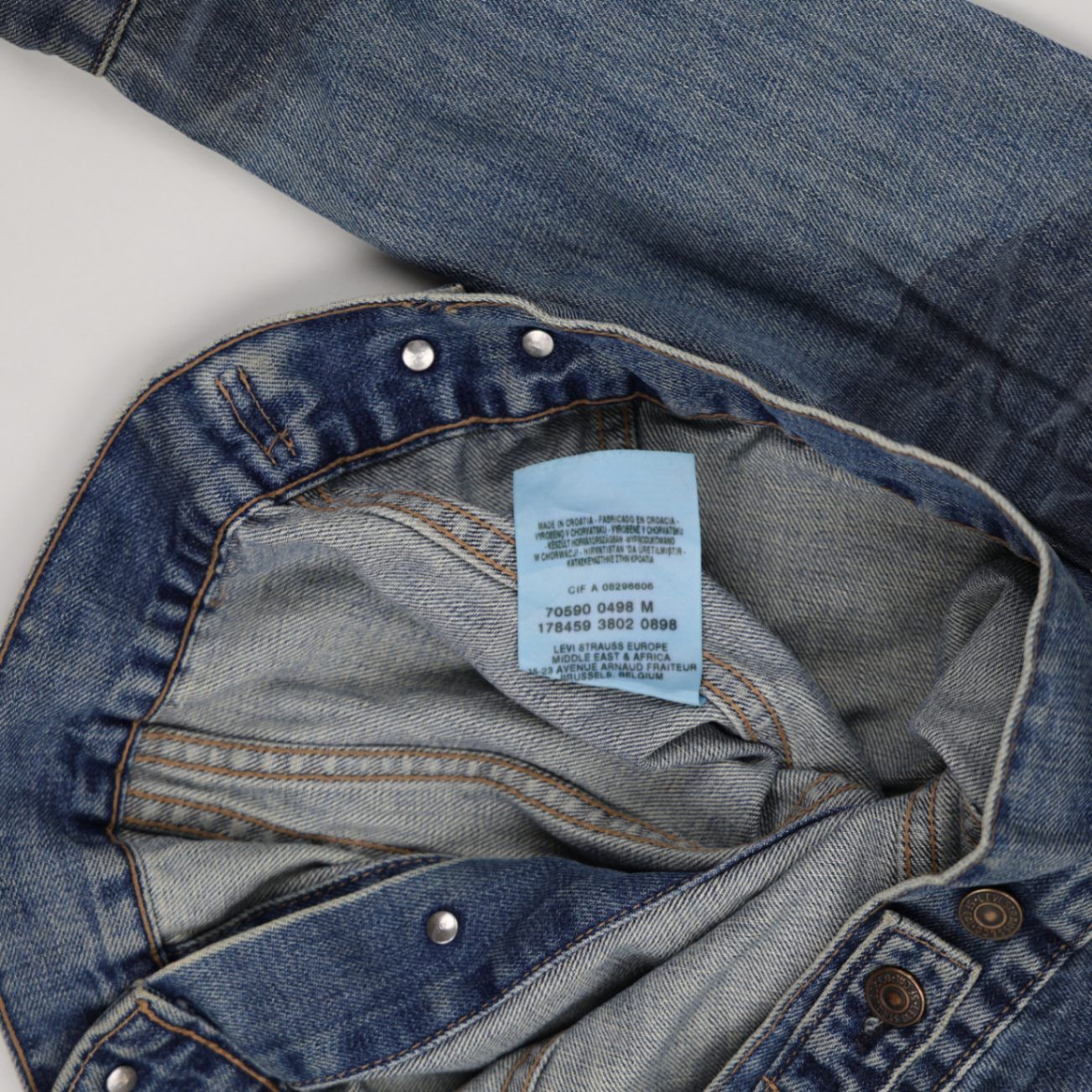 Levi's Vintage Medium Blue Denim Trucker Jacket Women's Medium Cotton