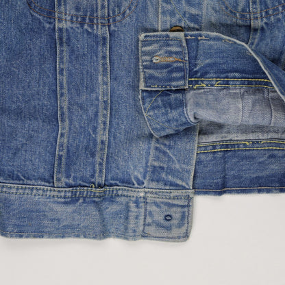 Lee Riders Vintage Blue Denim Jacket Medium 100 Percent Cotton Collared