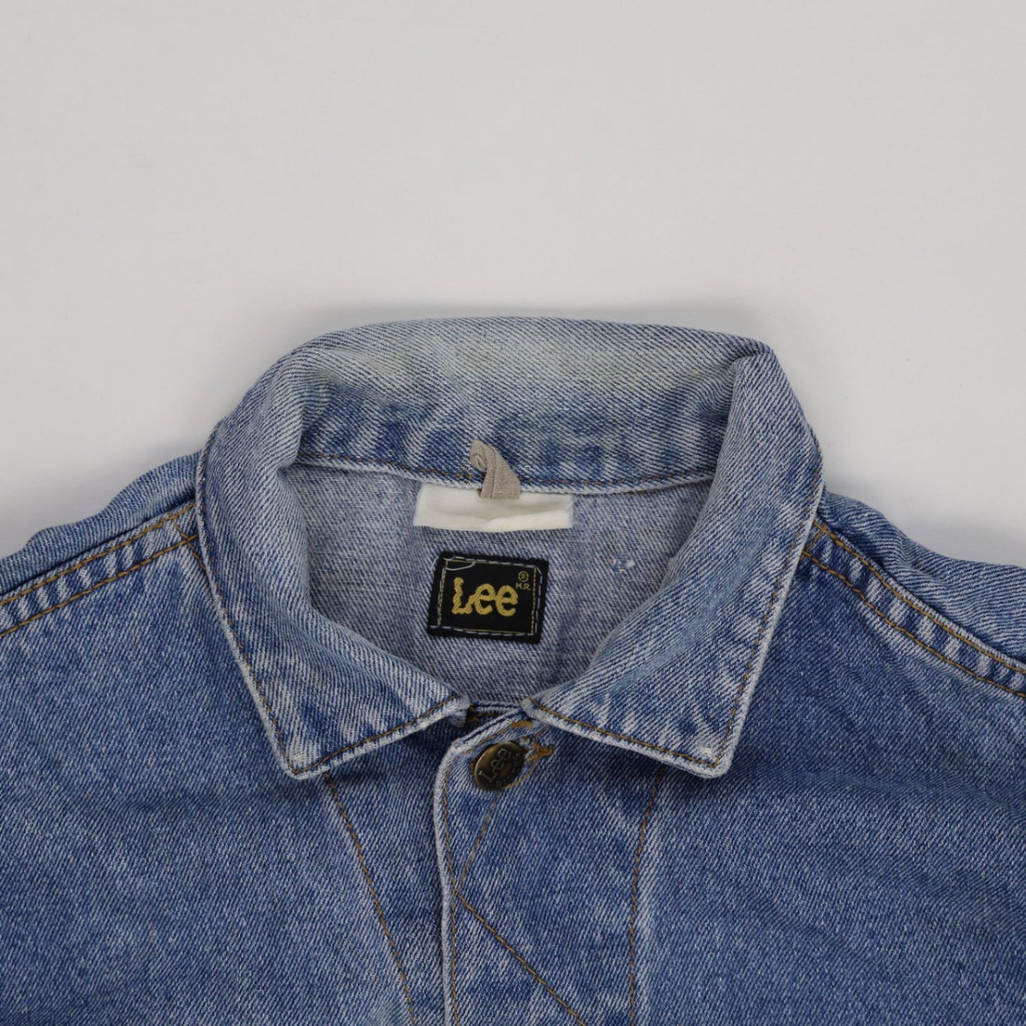 Lee Vintage Blue Denim Trucker Jacket Size Medium Cotton