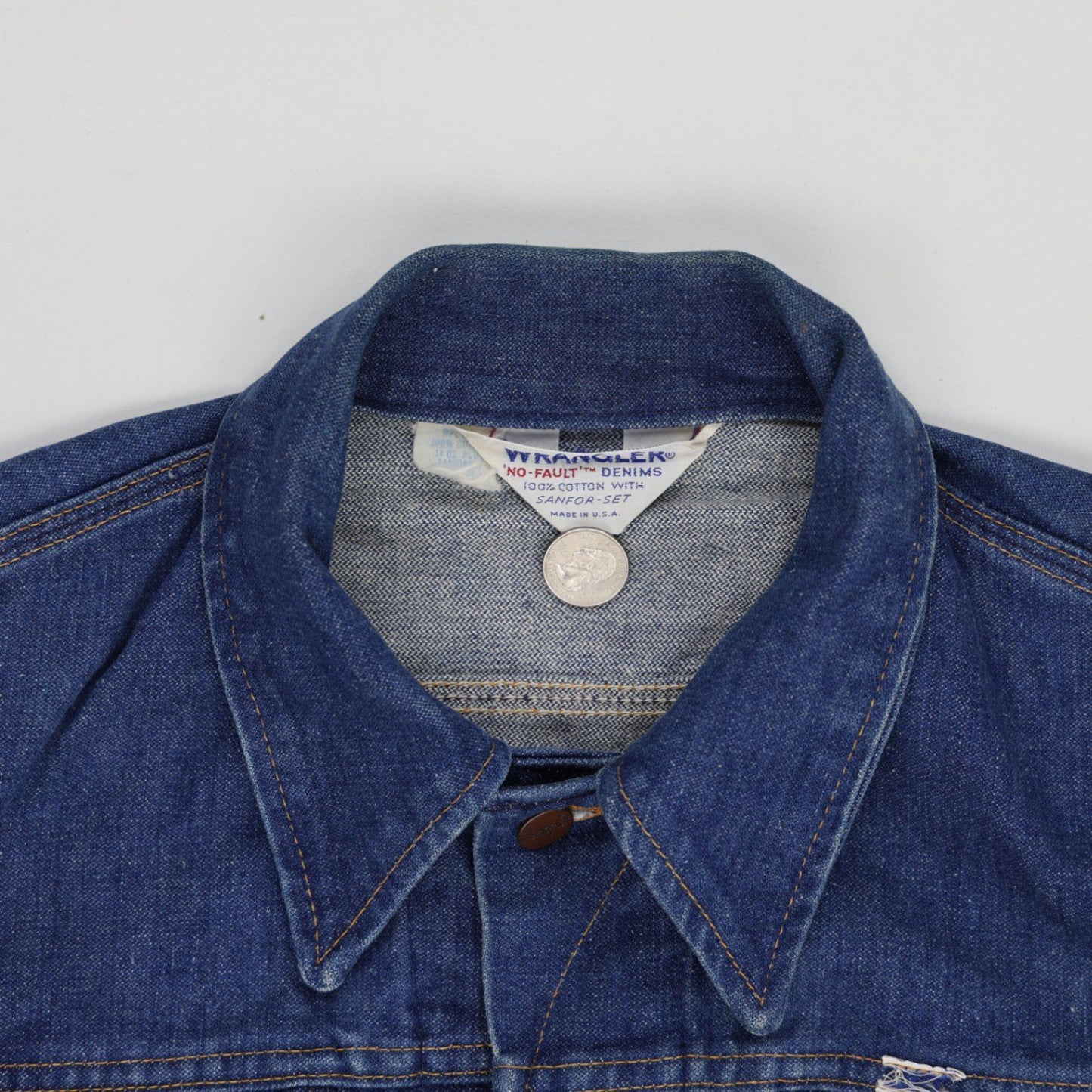 Wrangler Vintage Denim Jacket Blue 42 Regular 100 Cotton Collared