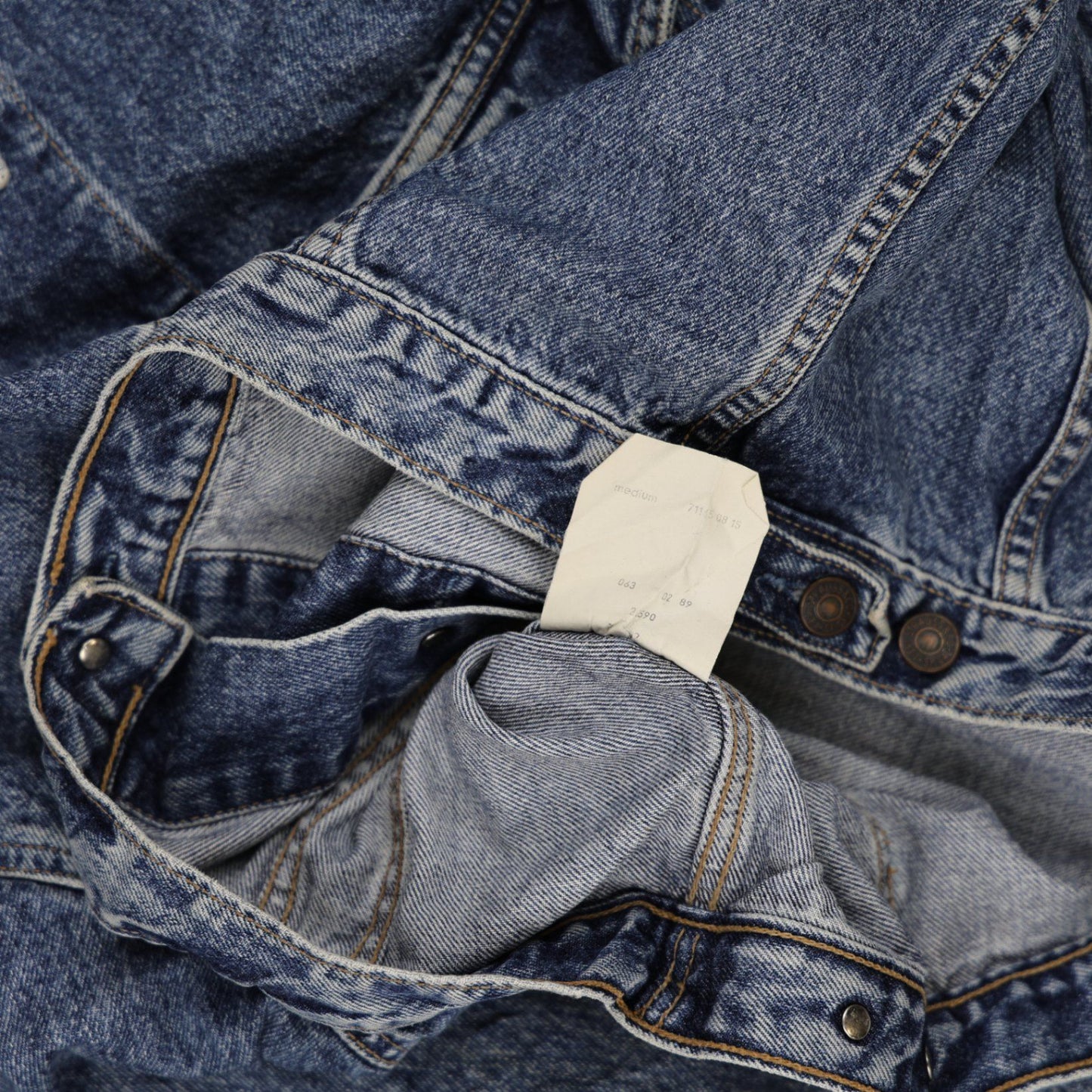 Levi's Vintage Blue Denim Trucker Jacket Size Medium Cotton