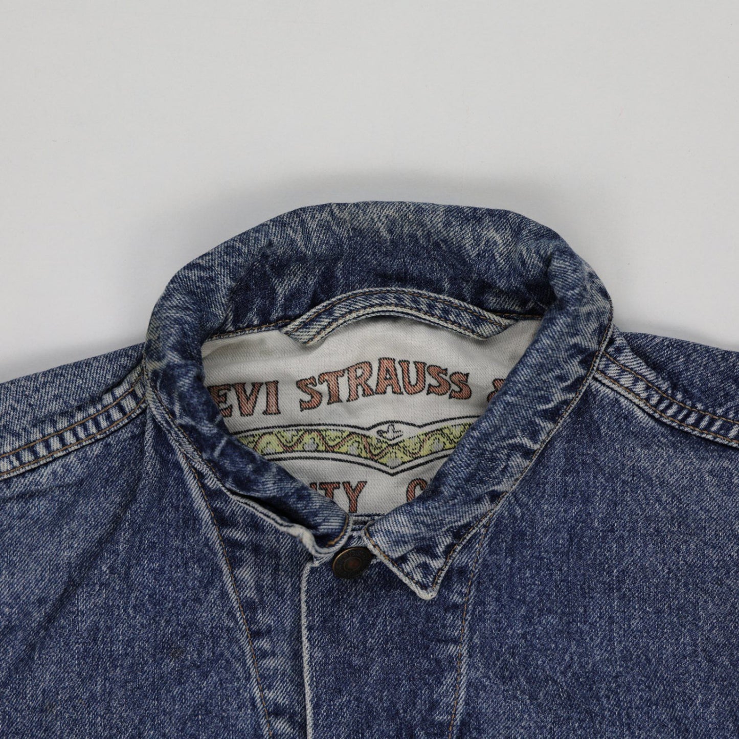 Levi's Vintage Blue Denim Trucker Jacket Size Medium Cotton