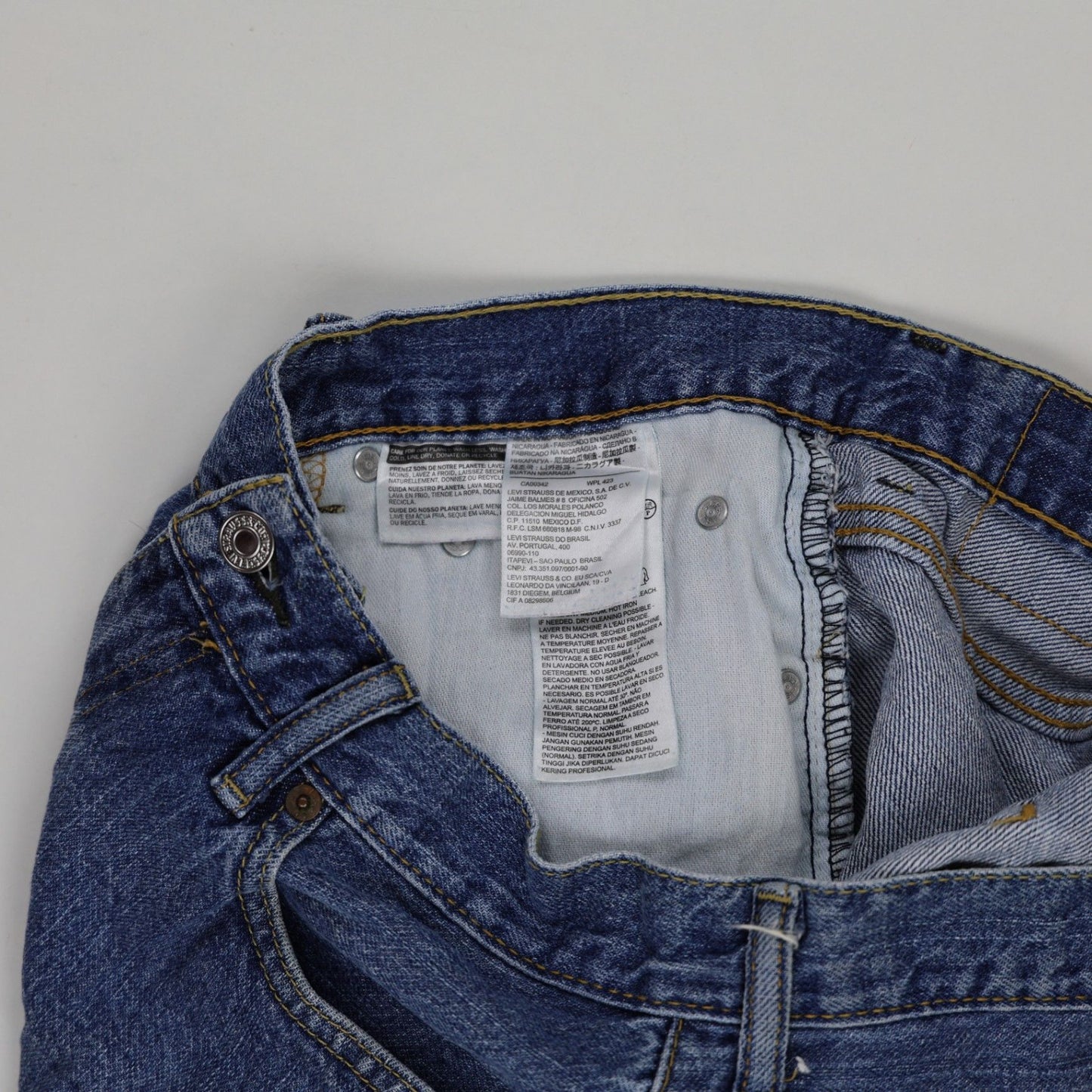 Levi's 550 High Waisted Denim Shorts Blue W34 100 Percent Cotton Vintage
