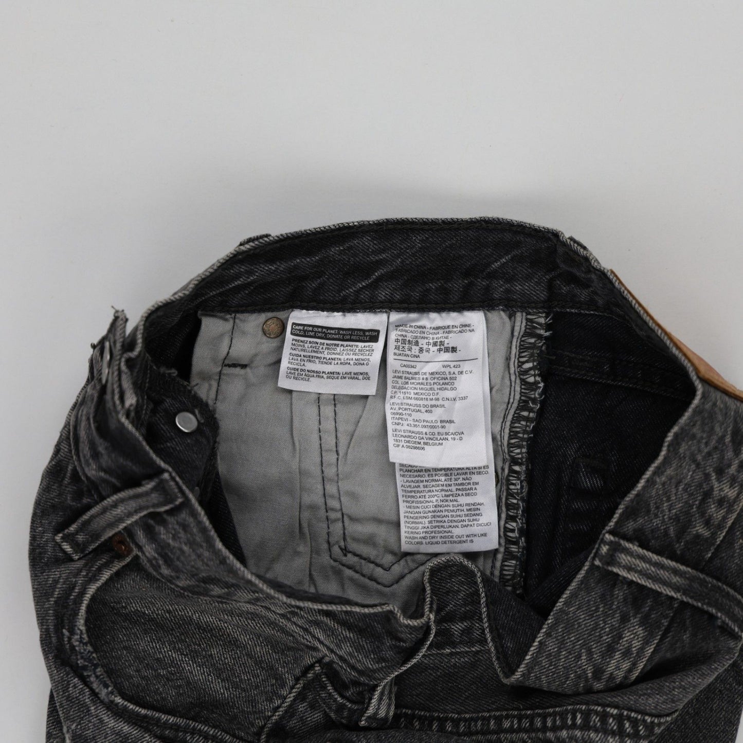 Levi's 501 Black Distressed High Rise Denim Shorts W32 100 Cotton Vintage Women's Clothing