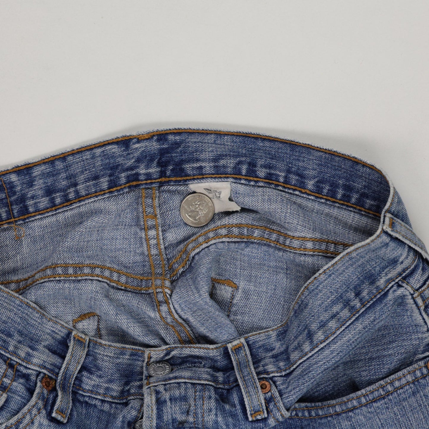 Levi's Vintage Blue Cut-Off Denim Shorts Women's W30 Cotton Denim 7 Inseam