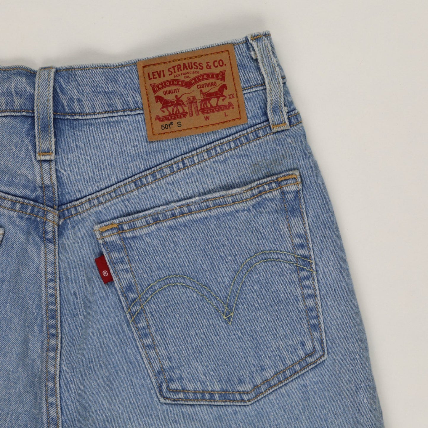 Levi's 501 High Waist Frayed Hem Denim Shorts Light Blue W31 Cotton Denim Vintage