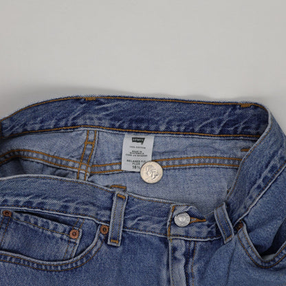 Levi's 550 Relaxed Fit Vintage Blue Denim Shorts 16.5 Inch Waist 100 Percent Cotton
