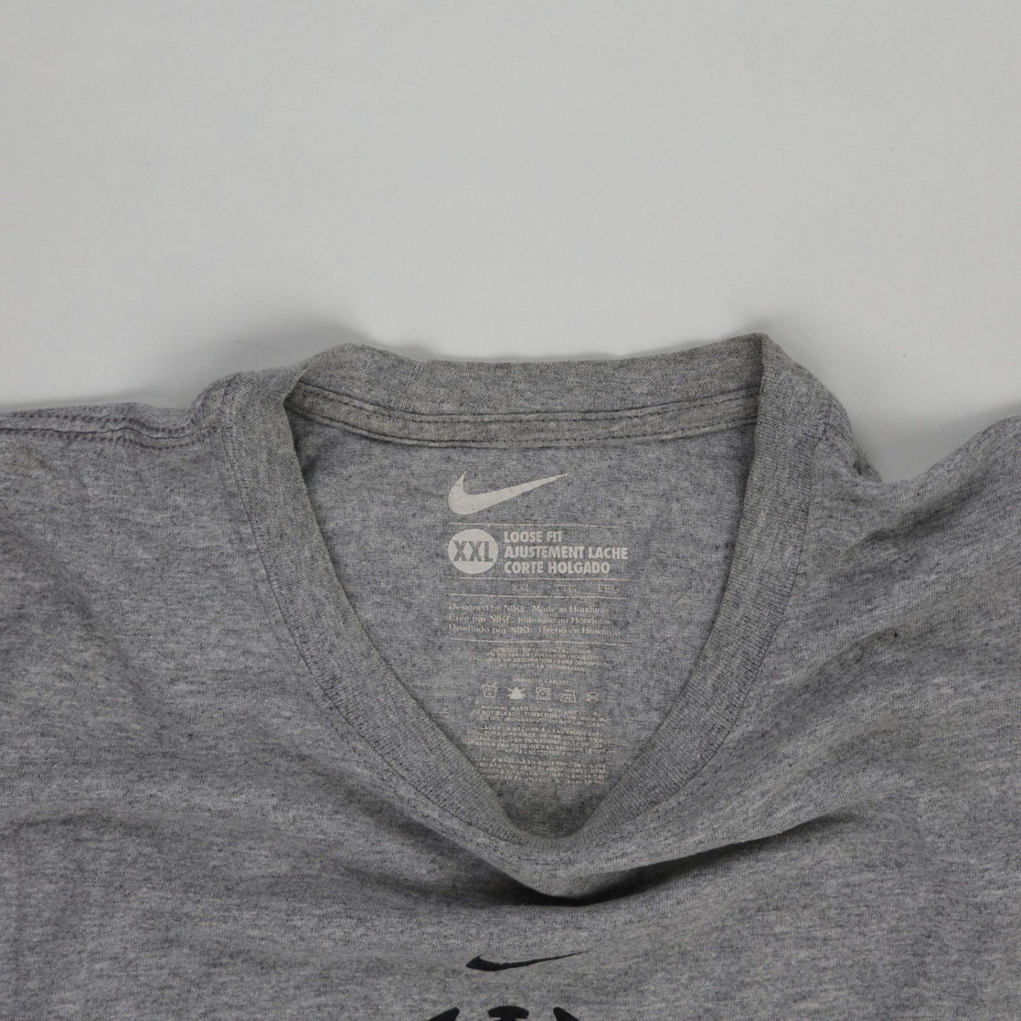 Nike Iowa Hawkeye Graphic T-Shirt Grey XXL Cotton Vintage Crew Neck