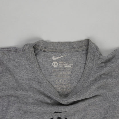 Nike Iowa Hawkeye Graphic T-Shirt Grey XXL Cotton Vintage Crew Neck