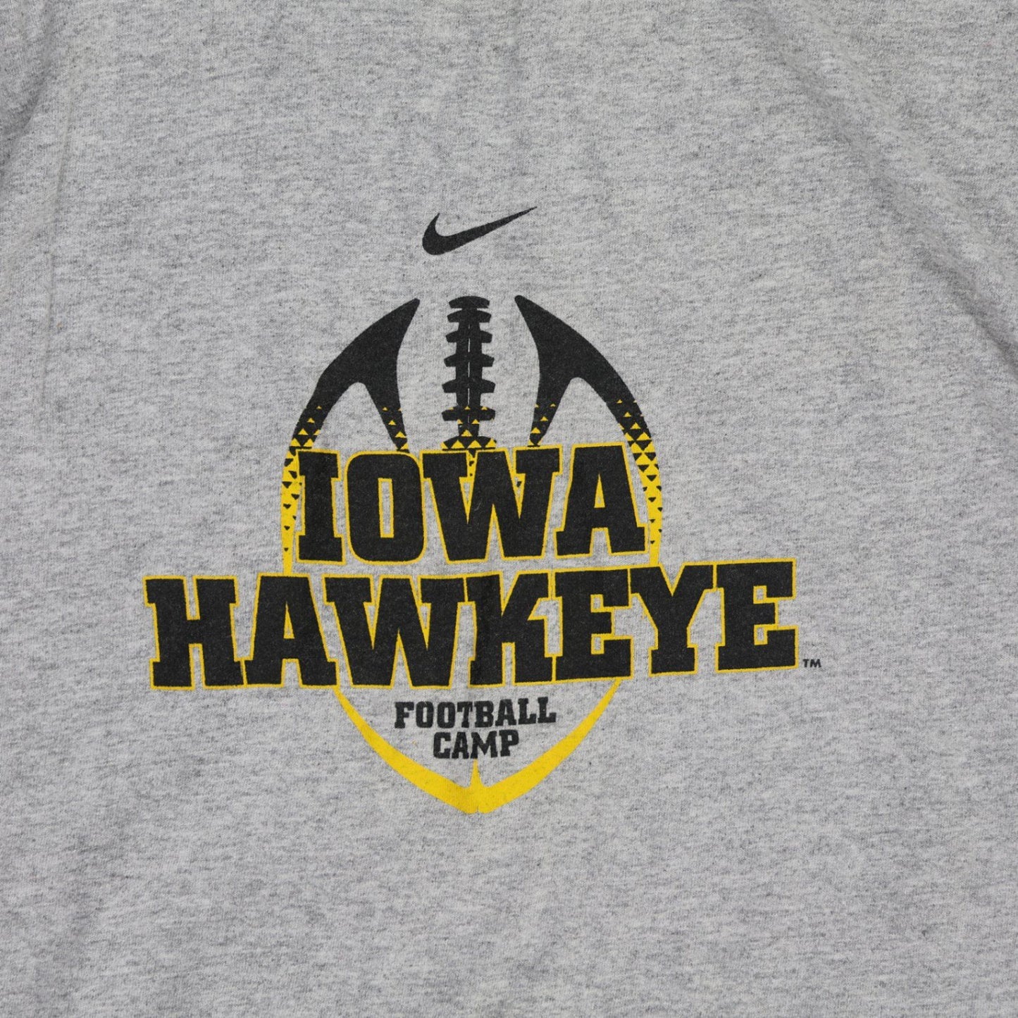 Nike Iowa Hawkeye Graphic T-Shirt Grey XXL Cotton Vintage Crew Neck