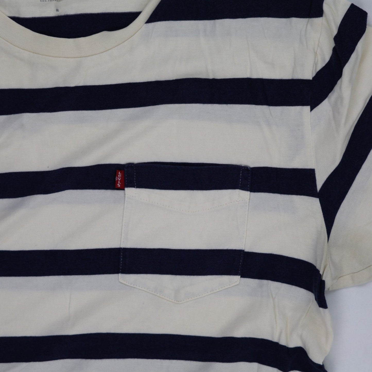 Levi's Men's Cream Navy Striped Casual T-Shirt Medium Cotton Crewneck Vintage