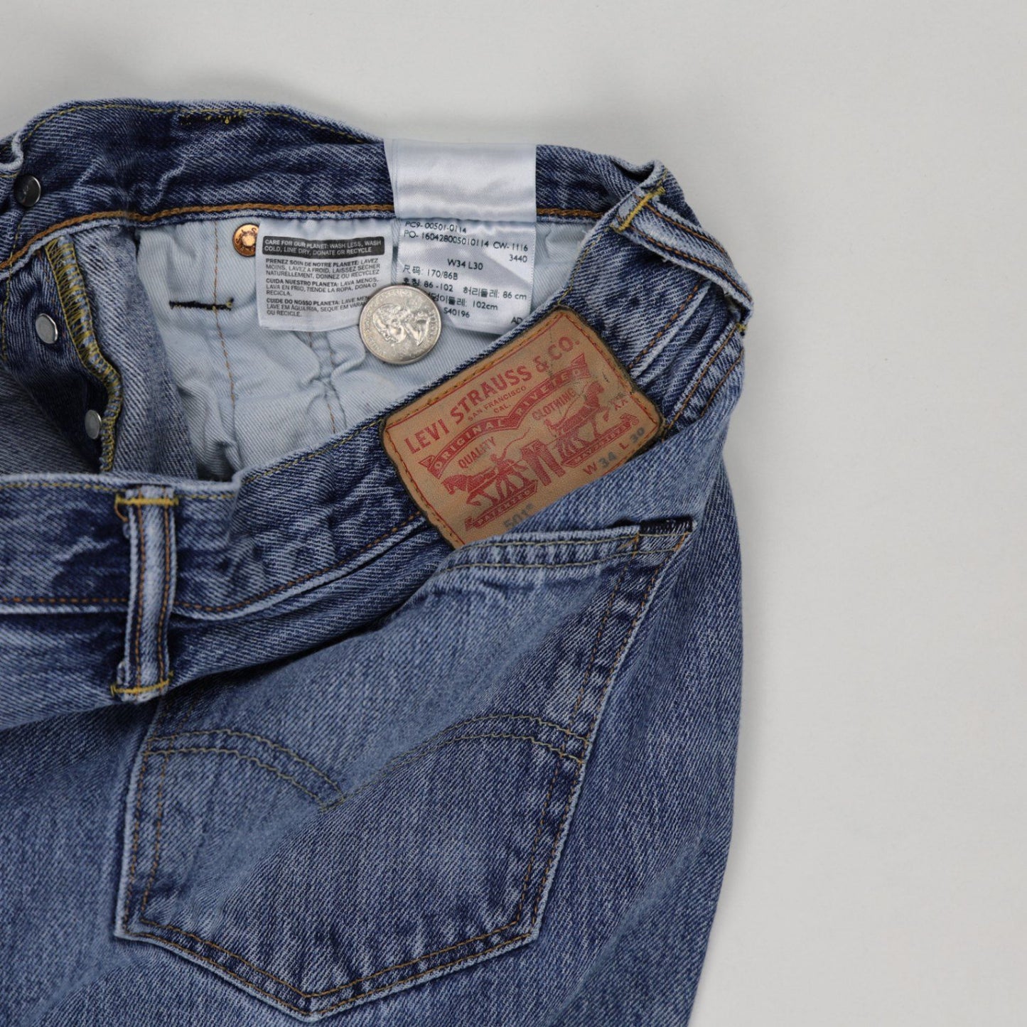Levi's 501 Men's Blue Straight Fit Vintage Jeans W34 L30 Cotton