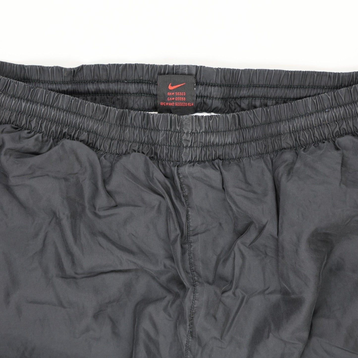 Nike Black Nylon Track Pants Men's Size Medium 79cm Inseam 38cm Waist