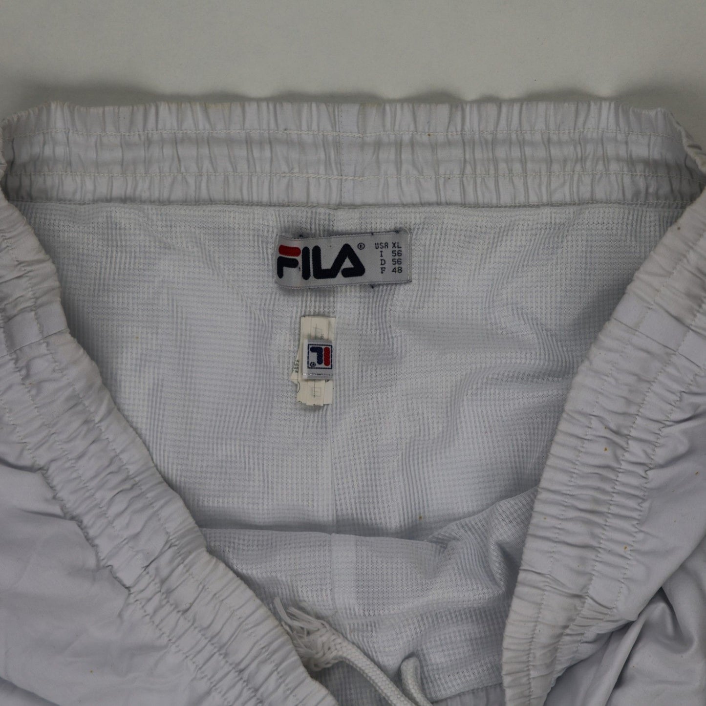 Fila Vintage White Lightweight Nylon Joggers XL 76cm Inseam 92cm Waist
