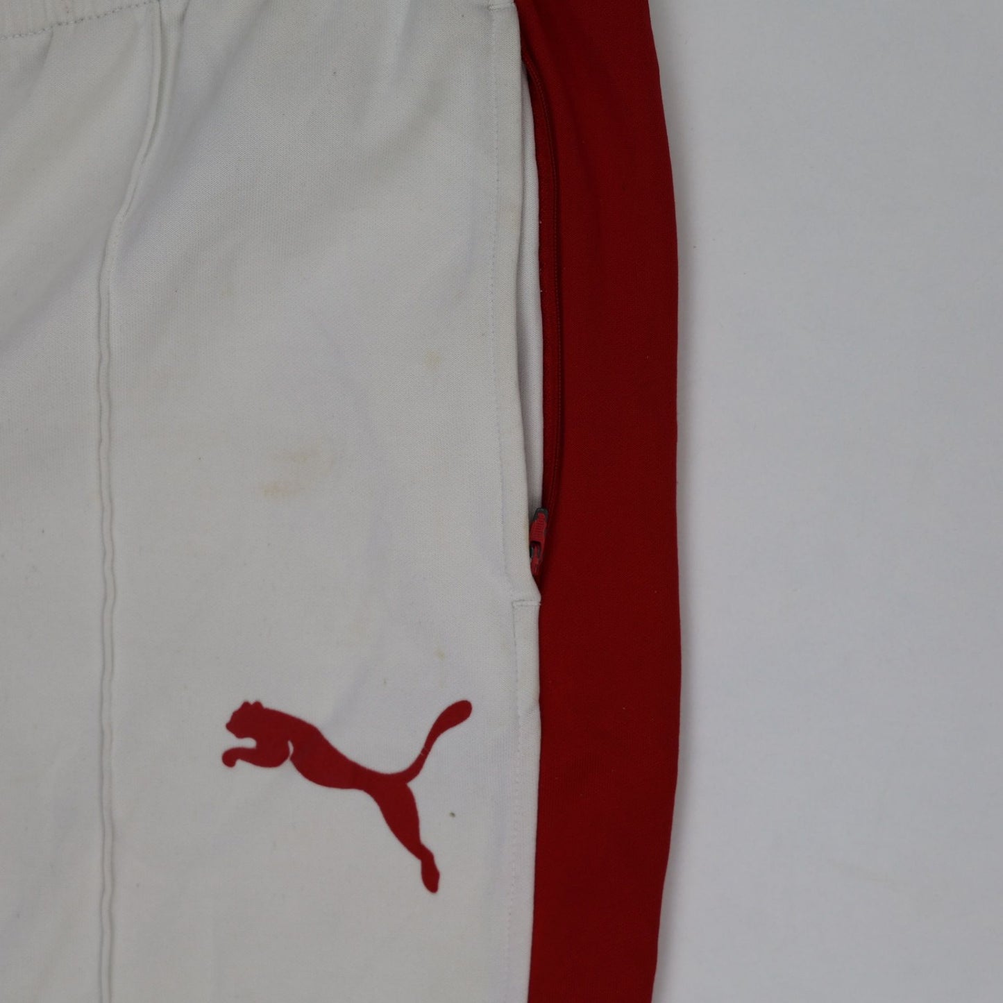 PUMA Men's Vintage White Red Track Pants Size M Polyester Blend 78 Inseam