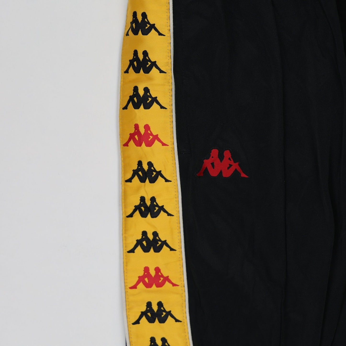 Kappa Black Yellow Logo Tape Track Pants Medium Polyester Vintage Mens Trousers 78 cm Inseam 84 cm Waist