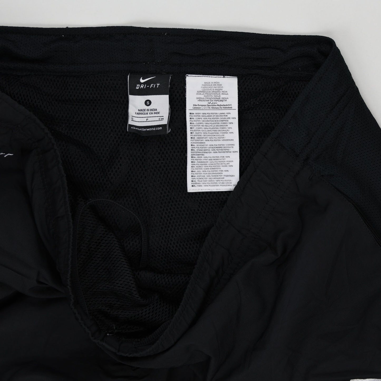Nike Dri-FIT Black Track Pants Men's Size Medium 32 Inseam 100 Percent Polyester