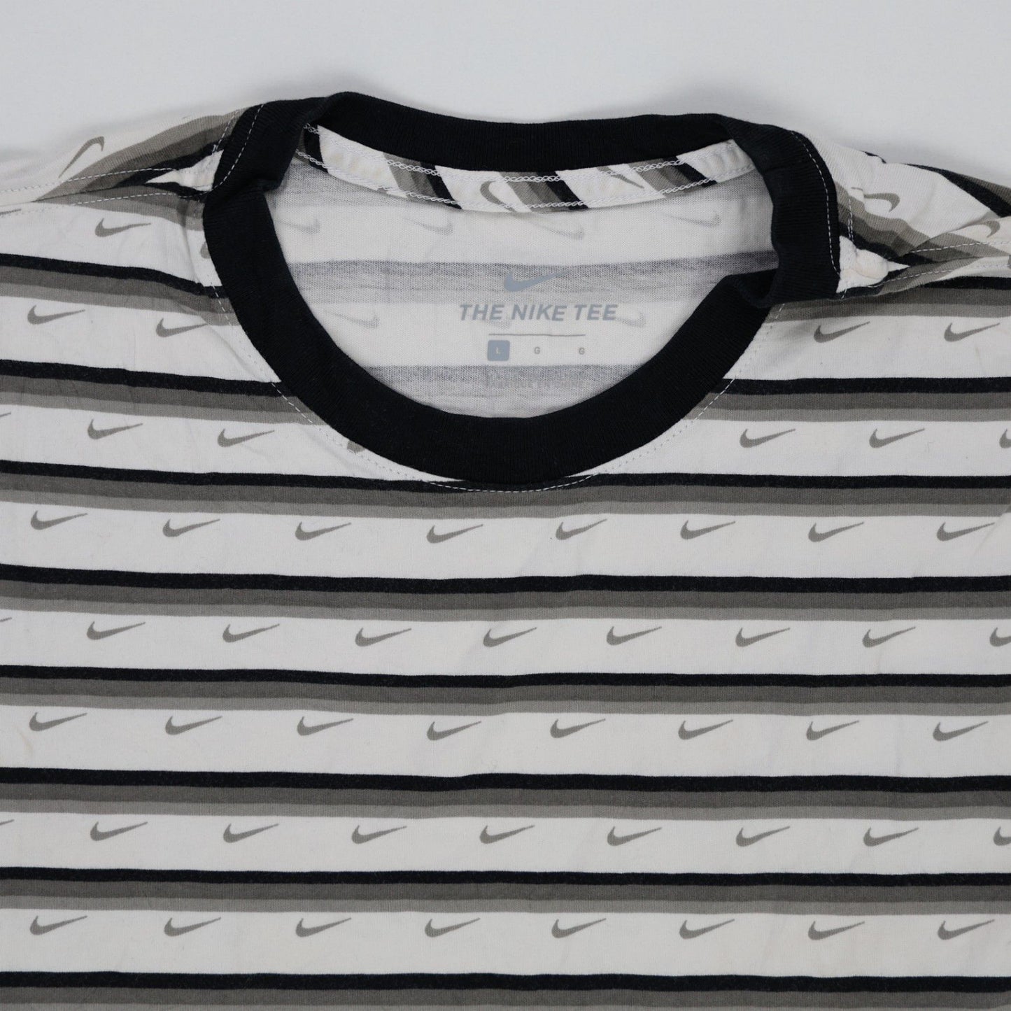 Nike Tee Striped Crew Neck Men's T-Shirt Grey White Black Large Cotton