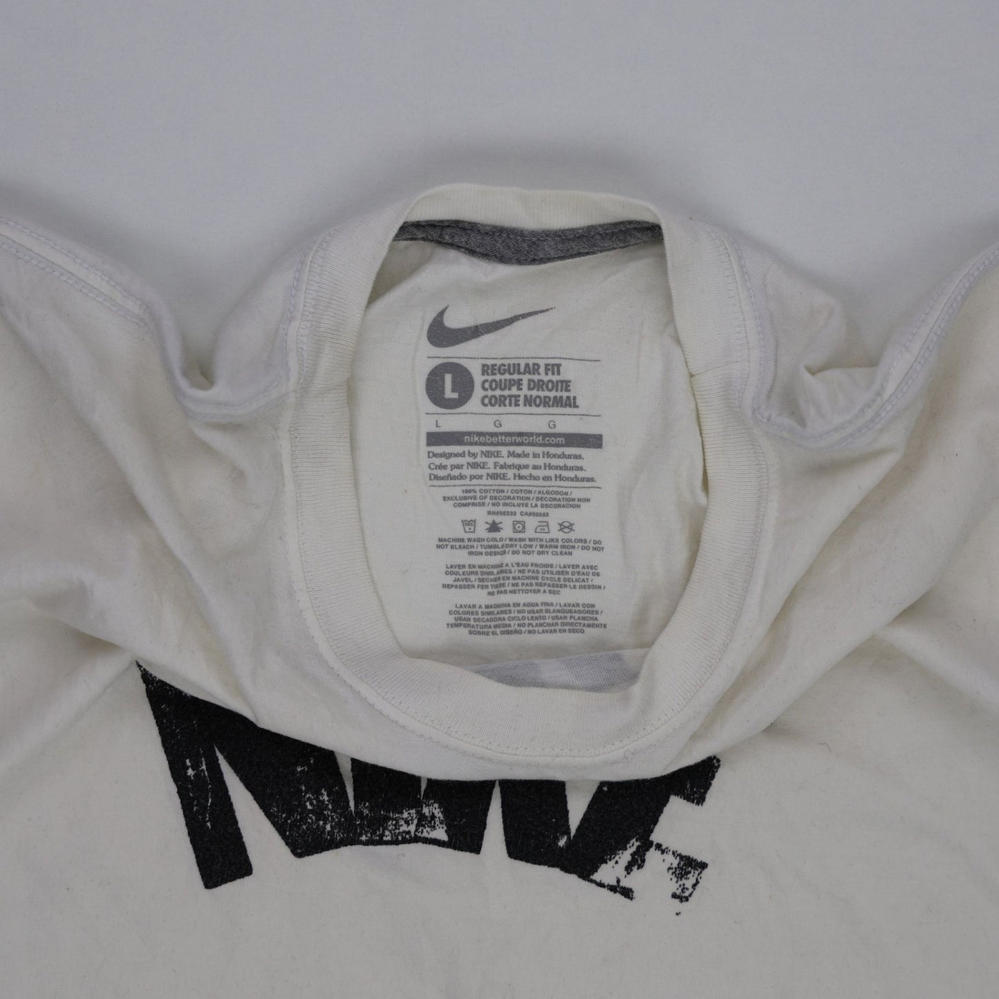 Nike Vintage White Distressed Logo T-Shirt Men's Size L 100% Cotton Casual Streetwear Crew Neck