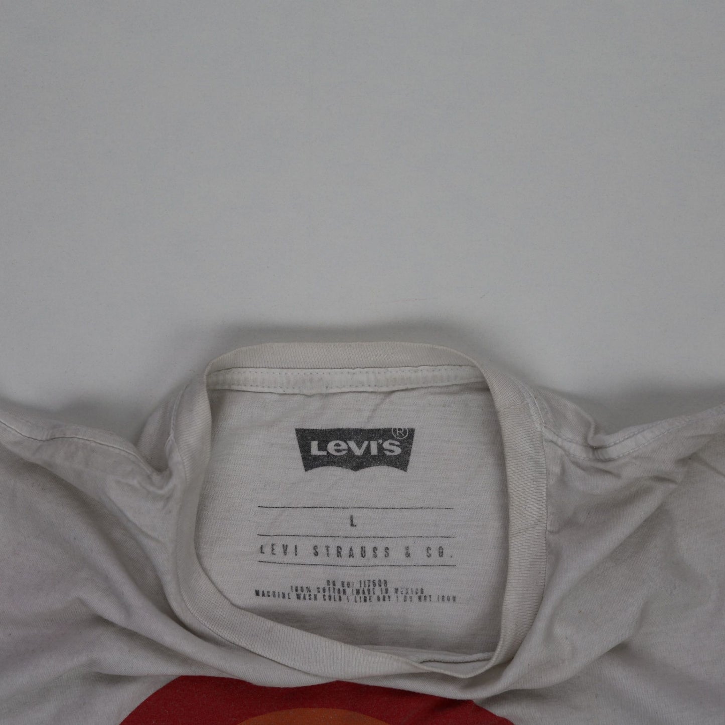 Levi's White Bear Graphic T-Shirt Large Cotton Crew Neck Men's