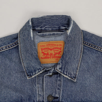 Levi's Vintage Blue Denim Jacket Medium 100 Percent Cotton Collared