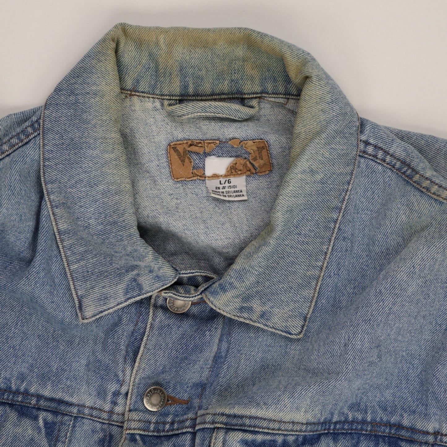 Levi's Vintage Light Blue Denim Trucker Jacket Size L Cotton