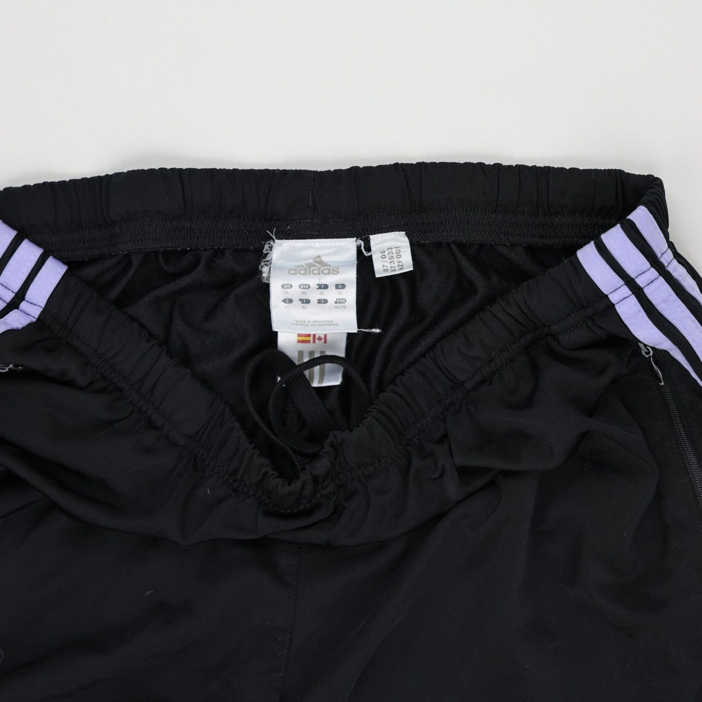 adidas Black Track Trousers Large 44 Waist 79 Inseam Polyester