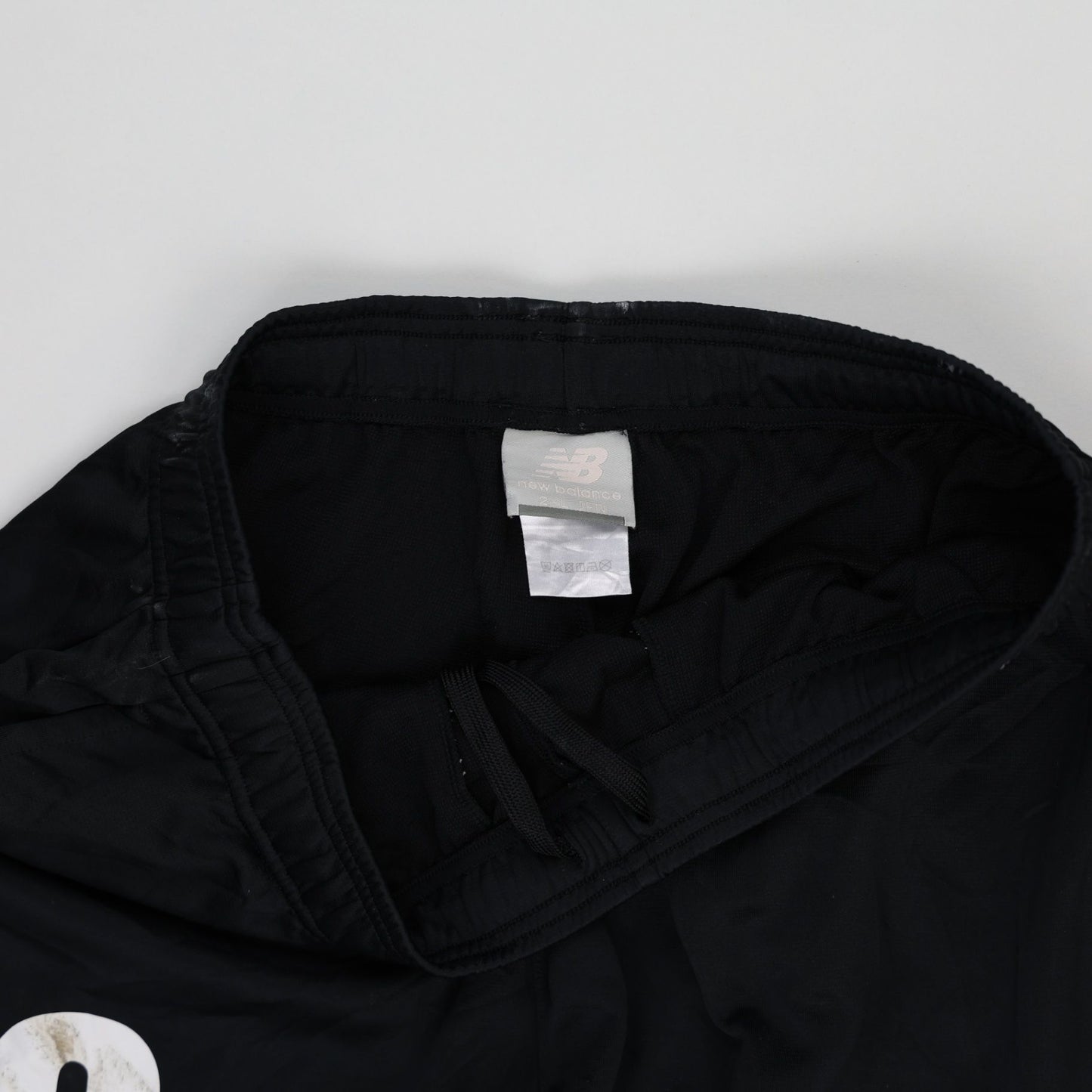 New Balance Black Track Pants Large 78 cm Inseam Polyester Vintage Mens