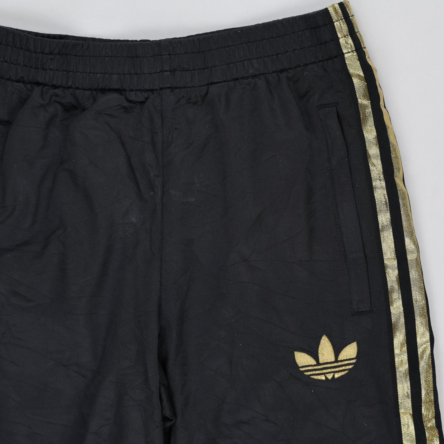 adidas Black Gold Trefoil Track Pants Men's Size M Polyester Vintage 76cm Inseam 38cm Waist