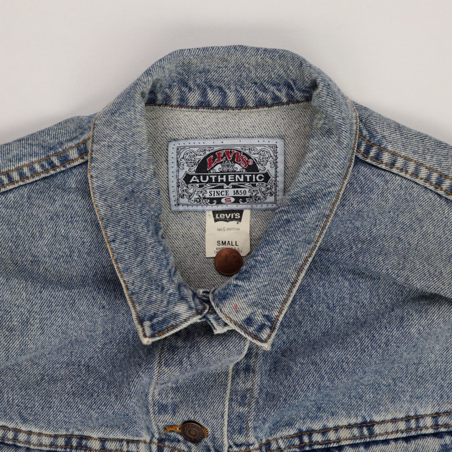 Levi's Authentic Vintage Stonewash Denim Jacket Blue Small 100% Cotton Collared