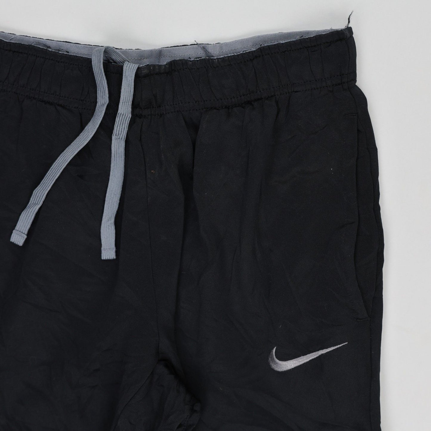 Nike Therma Fit Black Sports Joggers Men's Medium 76cm Inseam 38cm Waist Polyester Blend