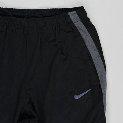 Nike Black Track Pants Men's Medium Nylon Vintage 76 cm Inseam 38 cm Waist with Grey Stripes
