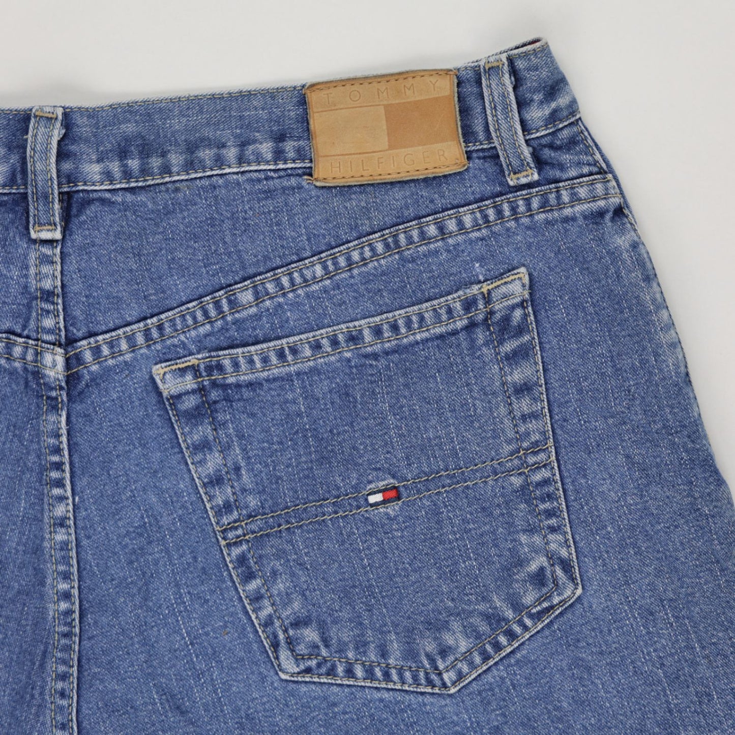 Tommy Hilfiger Vintage Blue Denim Shorts Womens W32 10 Inch Cotton