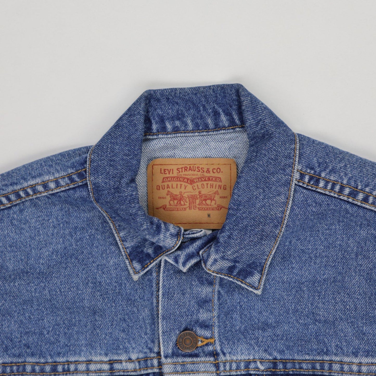 Levi's Vintage Blue Denim Trucker Jacket Men's Medium Cotton 90s Style