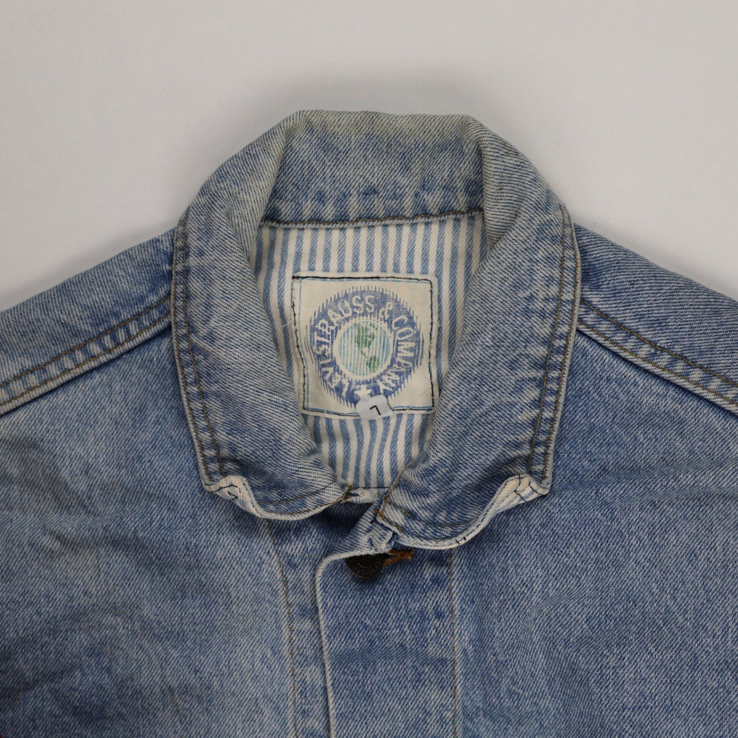 Levi Strauss & Co Vintage Blue Denim Jacket Men's Size L Cotton Collared
