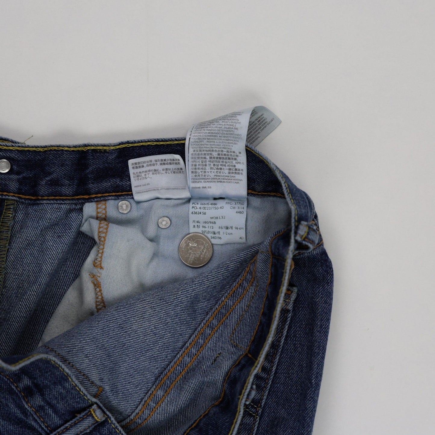 Levi's 505 Vintage Blue Denim Shorts for Men W38 L32 Cotton