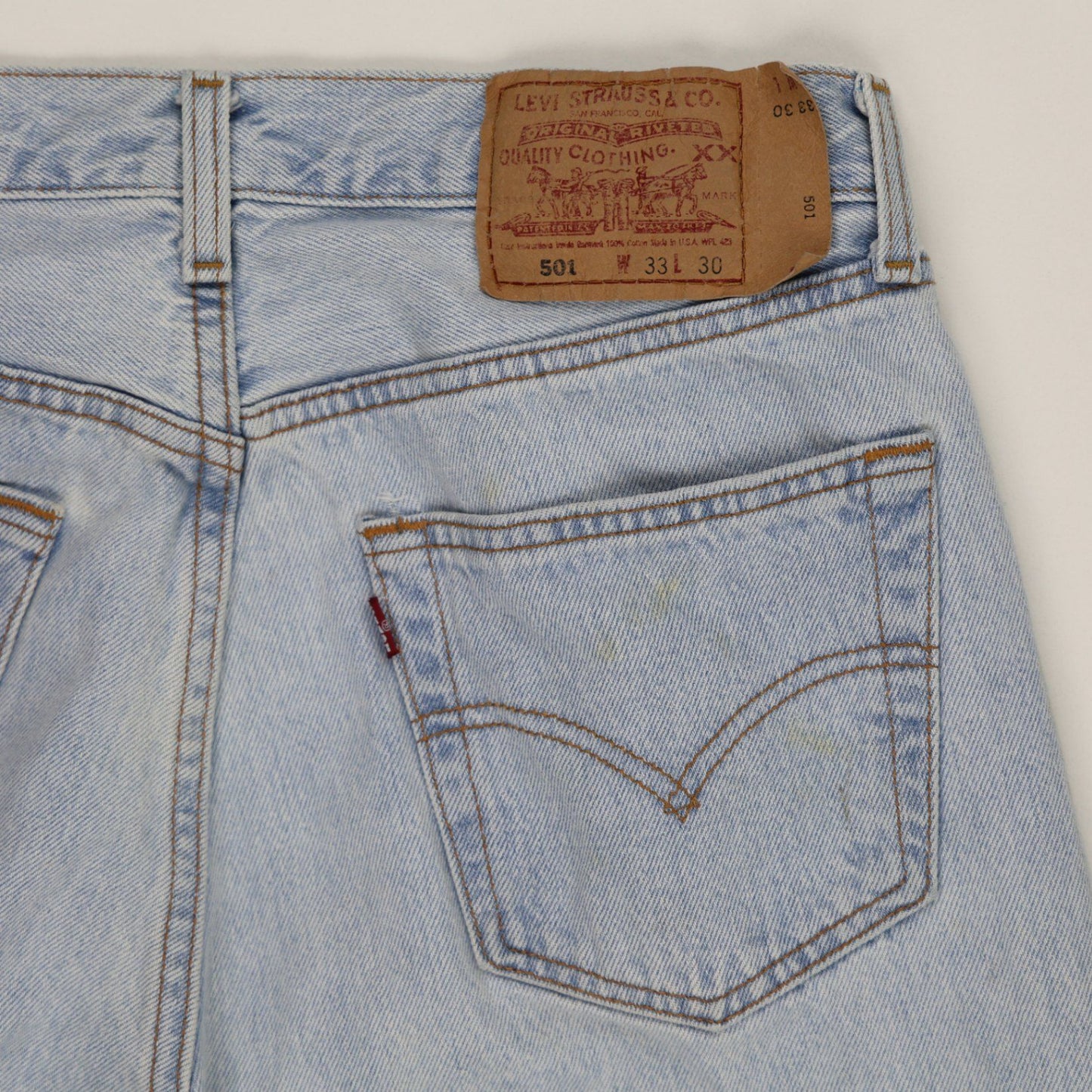 Levi's 501 Original Fit Light Blue Vintage Jeans W33 L30 100% Cotton Straight Leg Made in USA