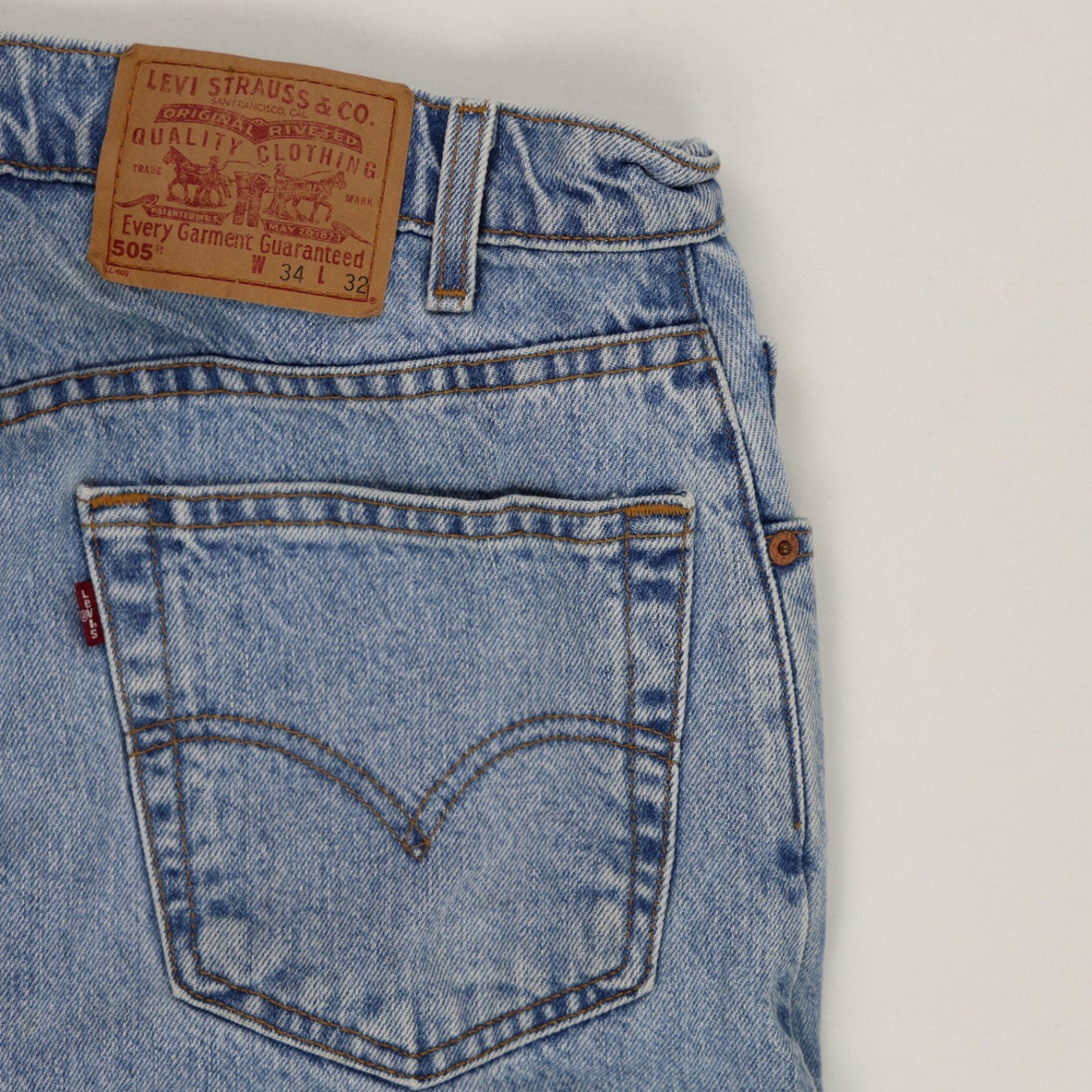 Levi's 505 Light Blue Vintage Straight Fit Jeans W34 L32 Cotton Denim