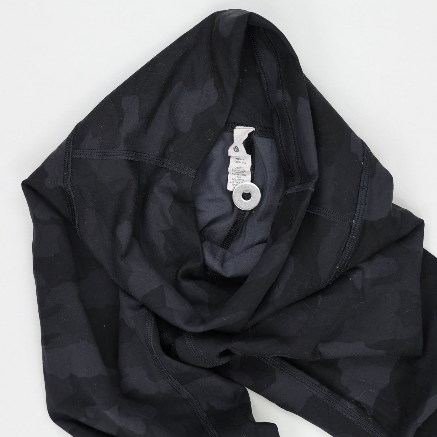 Lululemon High Rise Camo Leggings Black Camo Size 4 Nylon Blend