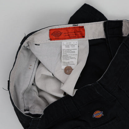 Dickies Black Relaxed Fit Shorts 40 Waist 29 cm Inseam 65 Polyester 35 Cotton