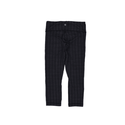 Lululemon Women's Cropped Activewear Leggings Black Size 6 Nylon Blend