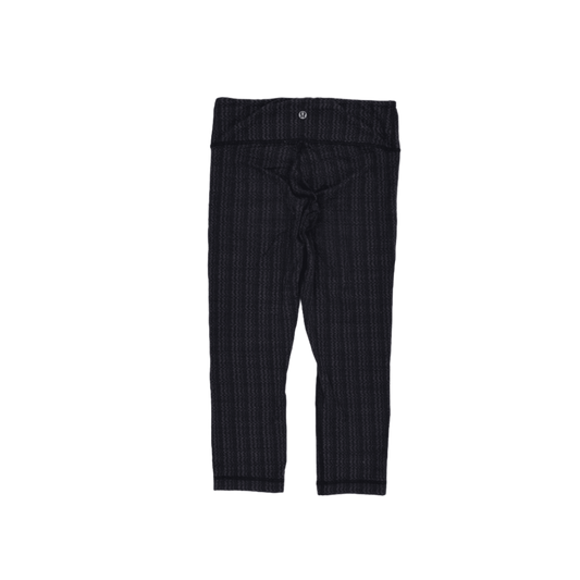 Lululemon Women's Cropped Activewear Leggings Black Size 6 Nylon Blend