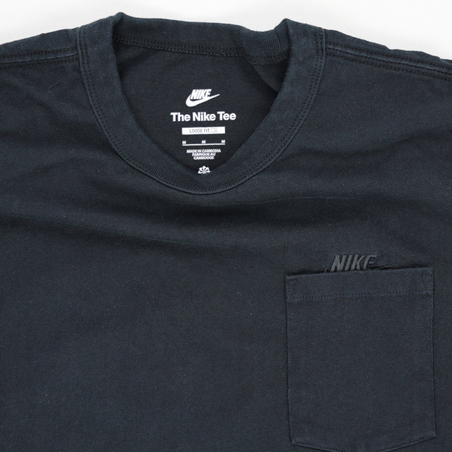 Nike Loose Fit Black Short Sleeve T-Shirt for Men Size Medium Cotton Crew Neck