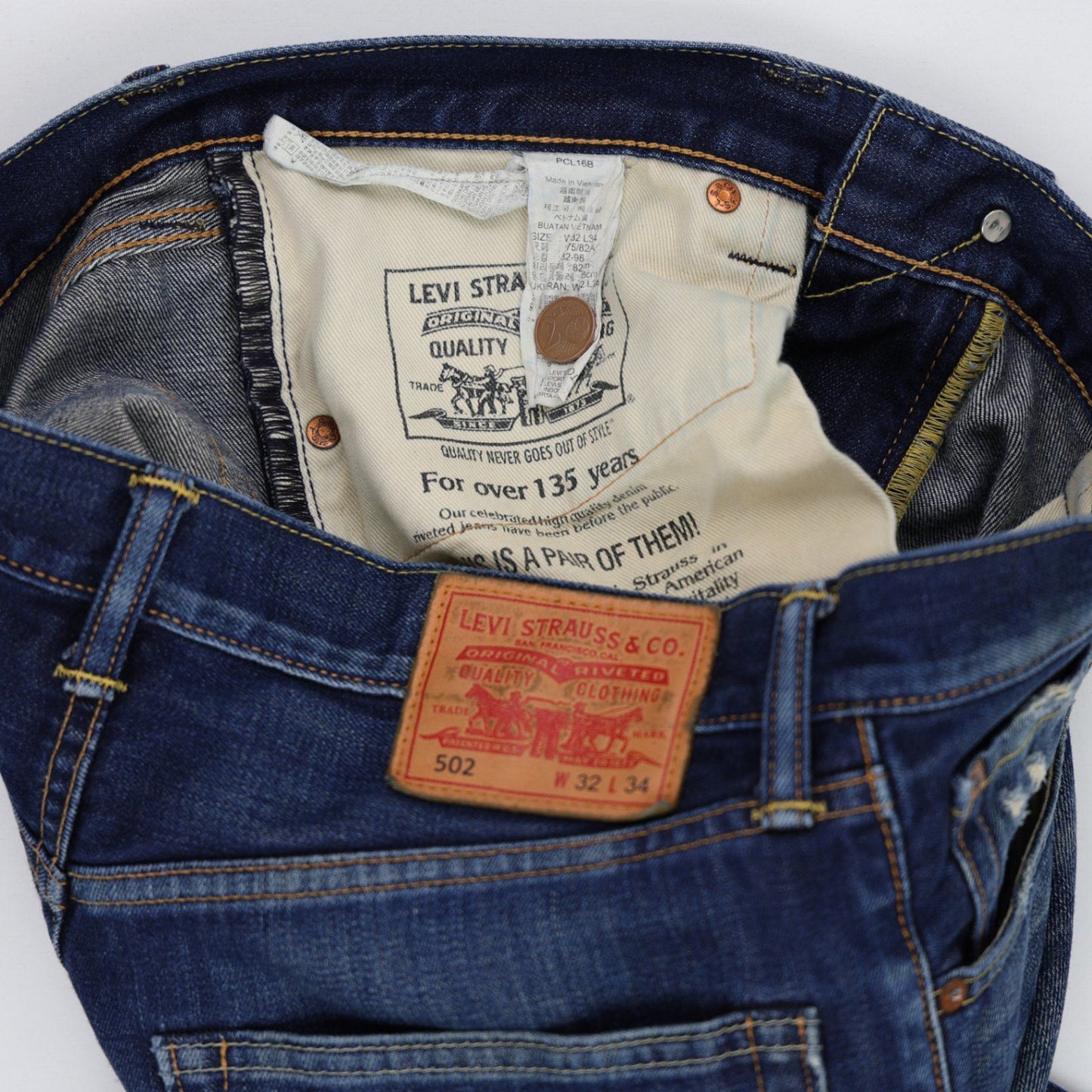 Levi's 502 Tapered Fit Blue Denim Jeans W32 L34 Cotton