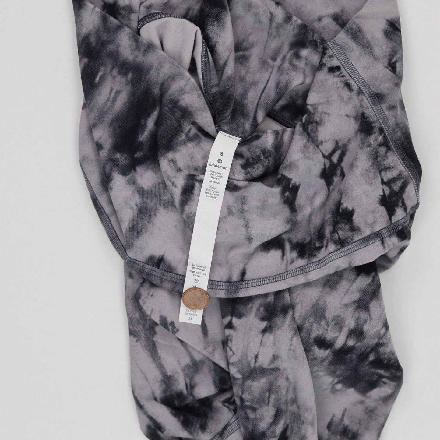Lululemon Women's Tie Dye Cycling Shorts Grey Black Size 8 Nylon Elastane Blend